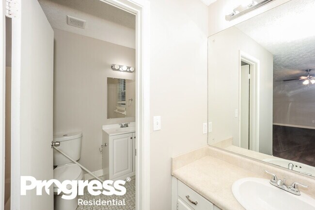 Building Photo - 6316 Knights Way