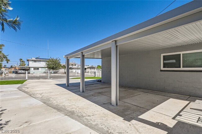 Building Photo - 4820 Marnell Dr