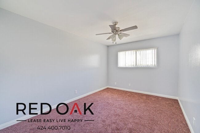 Building Photo - 9210 Somerset Blvd