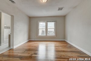 Building Photo - 1932 W Huisache Ave