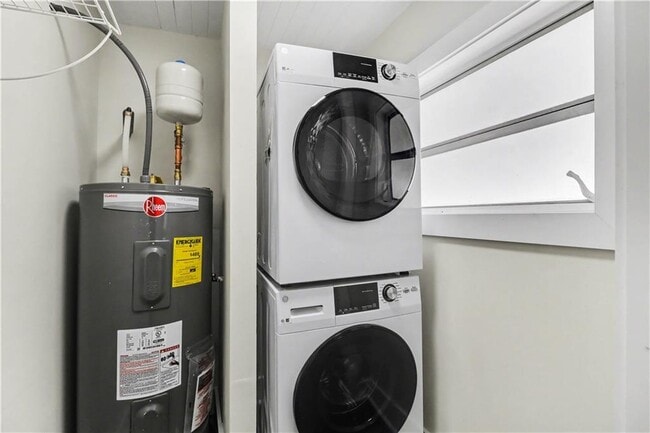 Building Photo - 257 Stegall Dr