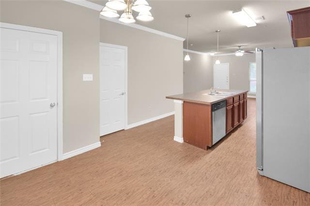 Building Photo - 5416 Del Rey Dr