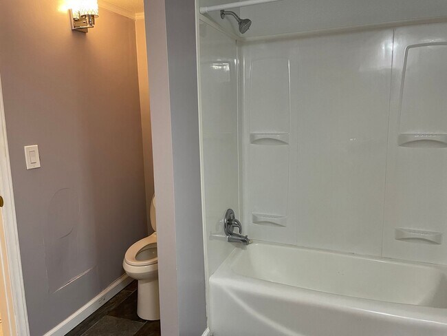Building Photo - Updated Two Bedroom Trailer with Lake Acce...