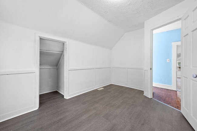 Building Photo - 86 Jackson Ave