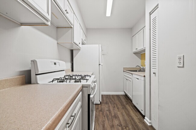 Building Photo - 142 Georgetown Rd