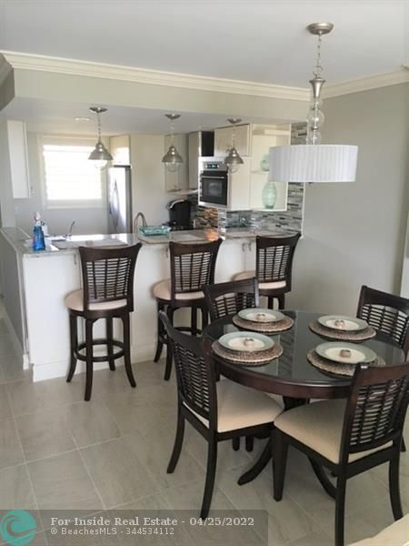 Building Photo - 1777 SE 15th St