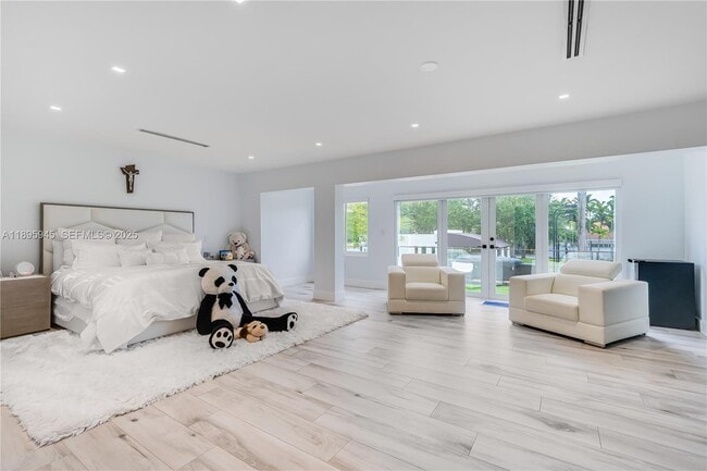 Building Photo - 11531 SW 93rd St