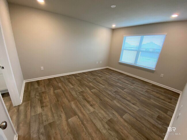 Building Photo - 8359 Harmon St