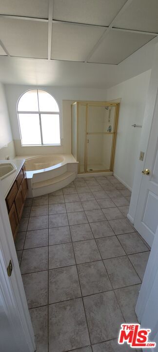 Building Photo - 12023 Stone Gate Way