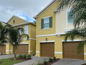 Building Photo - 10010 Red Eagle Dr