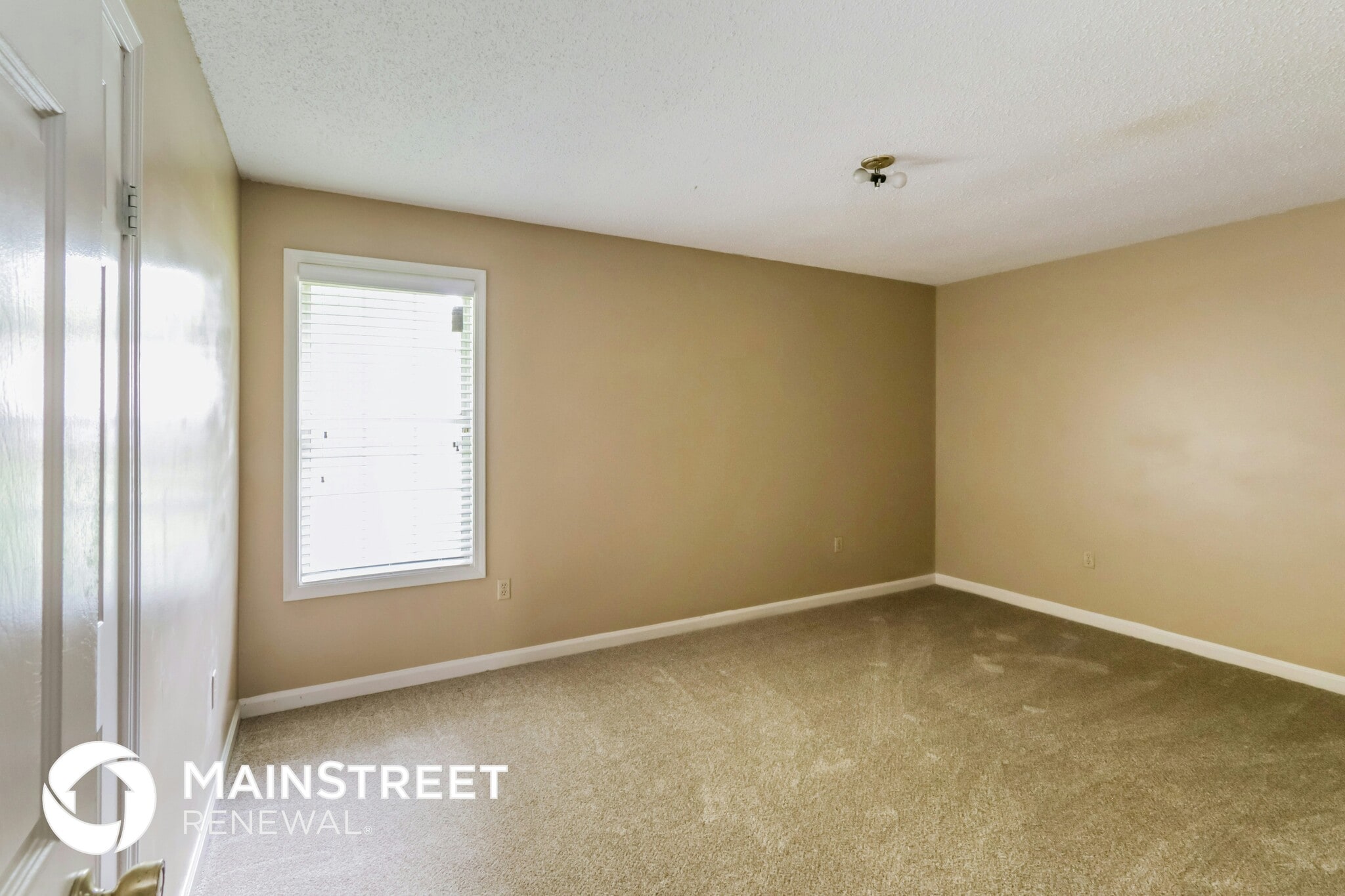 Building Photo - 6256 Solway Dr