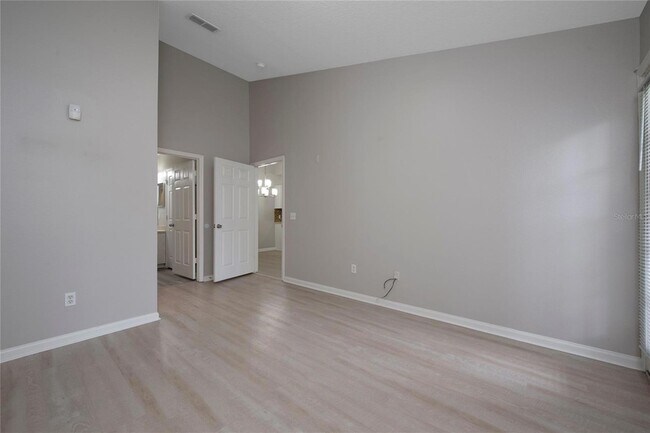 Building Photo - 6548 Swissco Dr