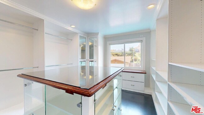 Building Photo - 4272 Don Jose Dr
