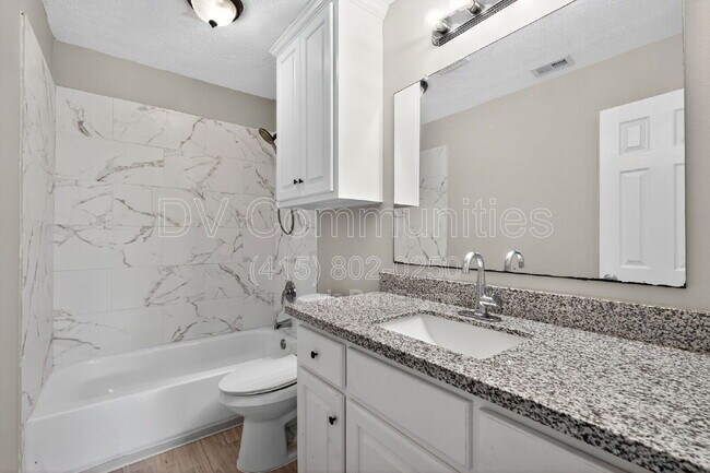 Building Photo - 16350 Many Trees Ln