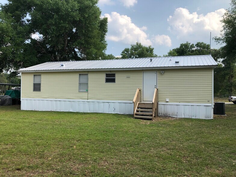 Building Photo - 18449 SE 52nd Pl