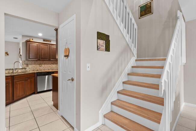 Building Photo - 1003 Ocean Dunes Cir