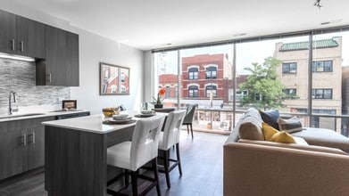 Luxe on Chicago apartments — community photo - Luxe on Chicago