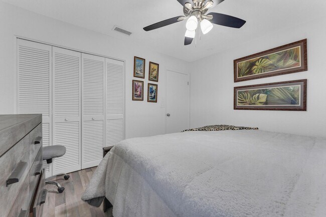 Building Photo - 11120 Sangria Ct