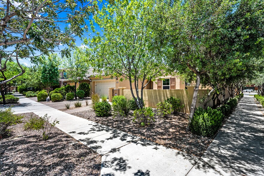 Building Photo - 5032 S Curie Way
