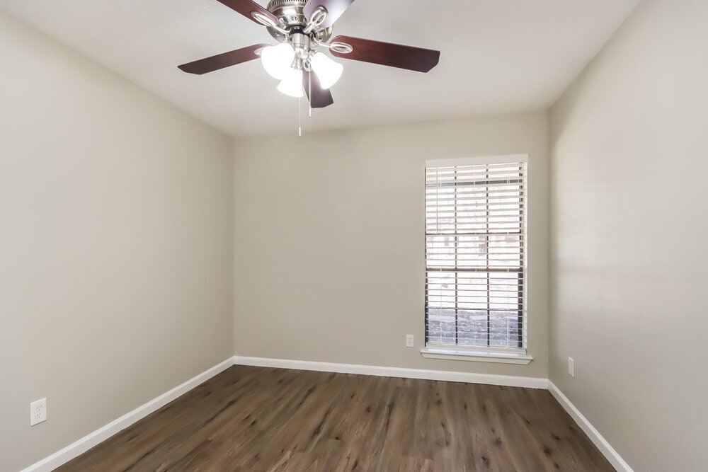 Building Photo - 2210 Dristone Dr