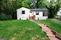 Building Photo - 515 Harper Ave SW