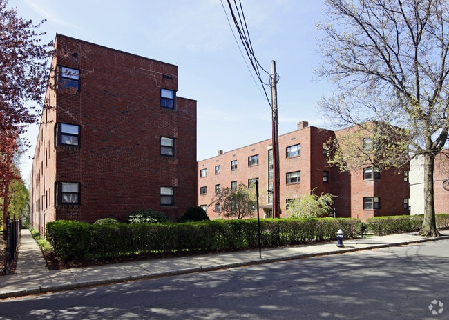 Primary Photo - 30-38 Harvard Ave