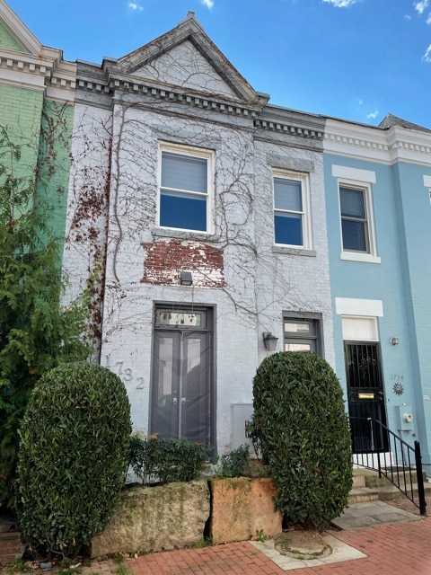 Primary Photo - 1732 Seaton St NW