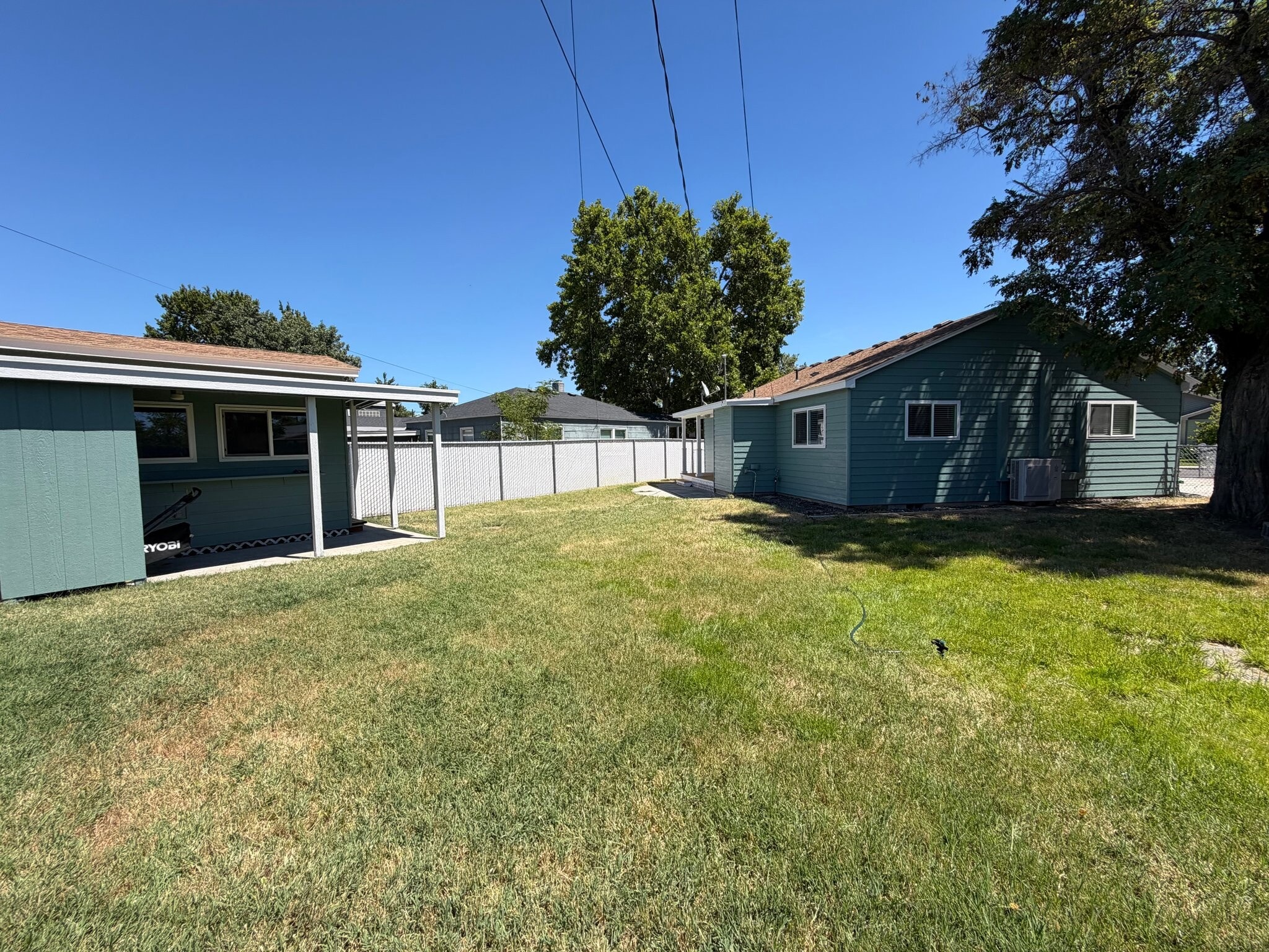 Building Photo - 809 Stanton Ave
