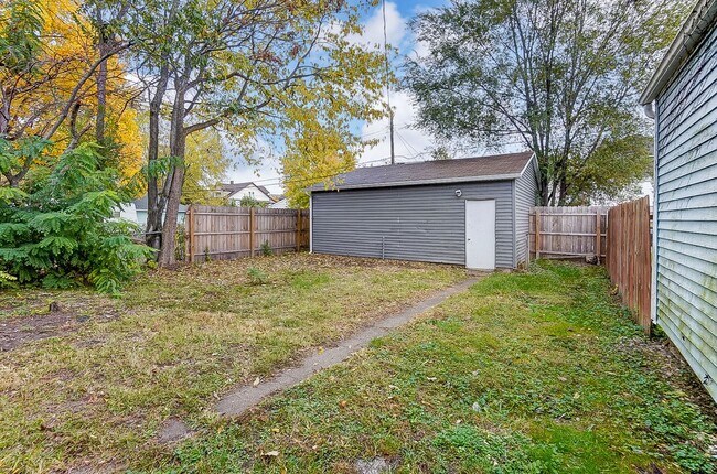 Building Photo - Dayton, OH 4 Bed 1 Bath available to rent!