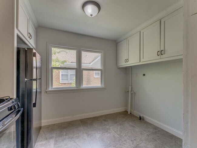 Building Photo - Home for rent in heart of OKC