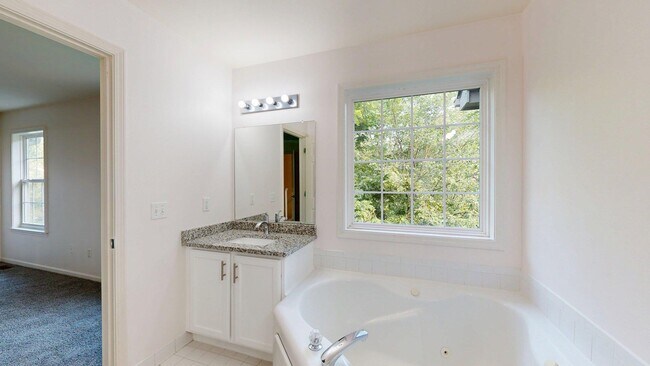 Building Photo - 3046 Barclay Way