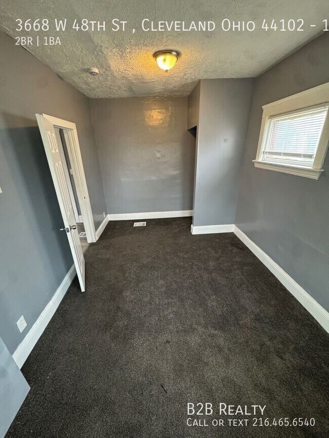 Building Photo - 3668 W 48th St