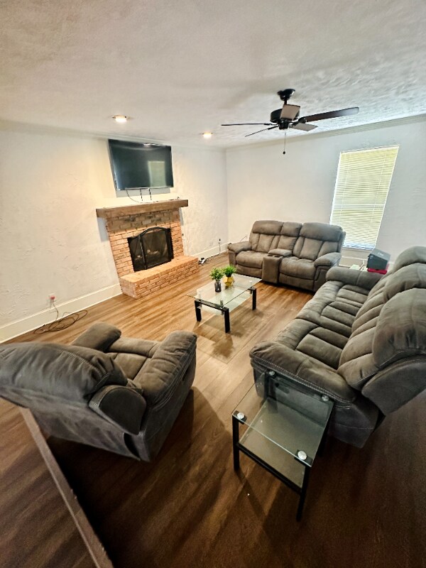 Building Photo - 1 Spring Cove