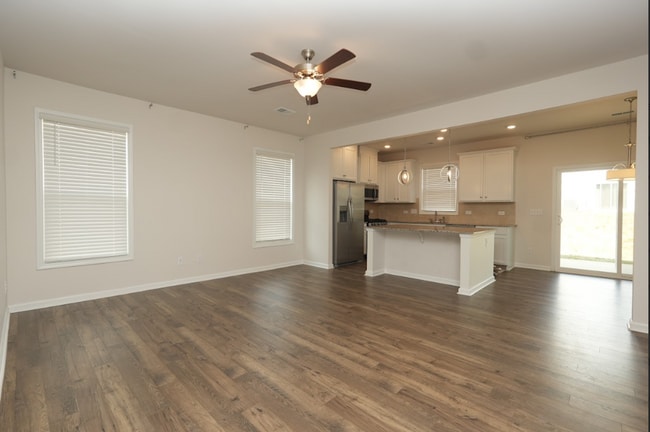 Building Photo - Charming 3-bedroom, 2-bath home!