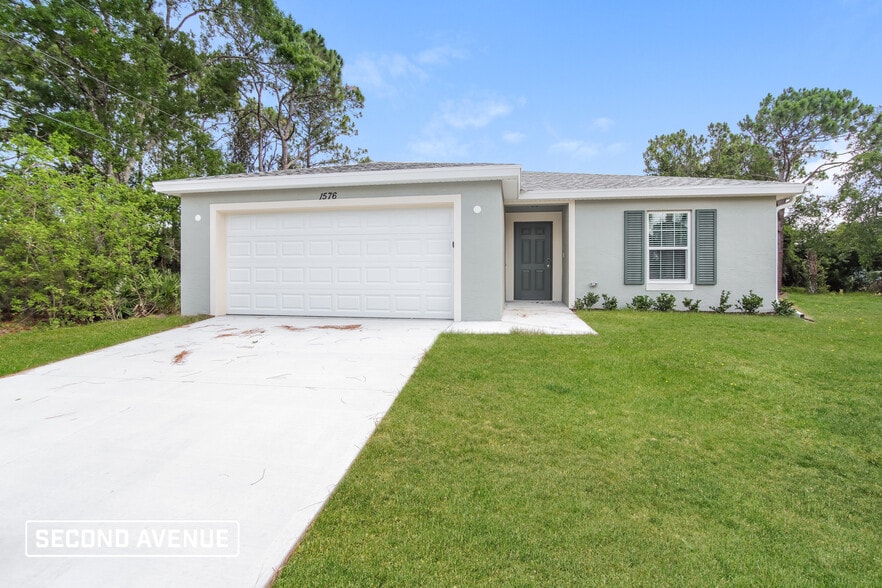 Primary Photo - 1576 Summit Rd