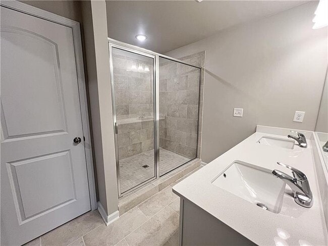 Building Photo - 5495 Rock Place Ct
