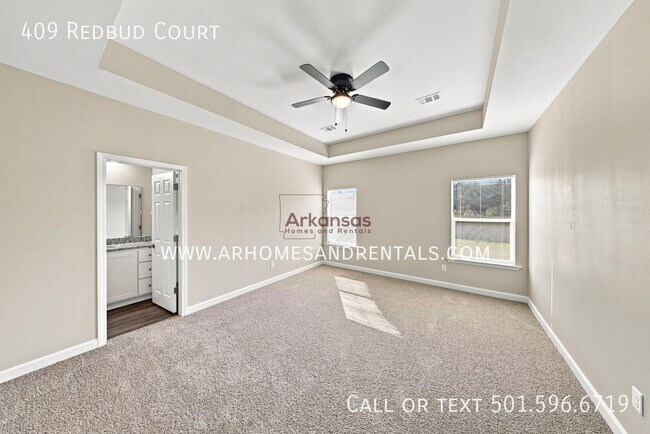 Building Photo - 409 Redbud Ct