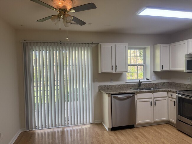 Building Photo - 1410 Juniper Hills Ln