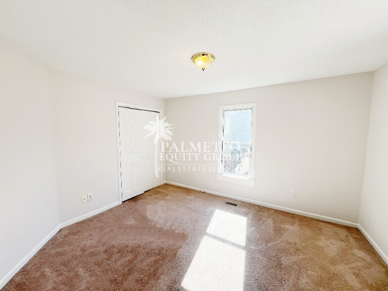 Building Photo - 823 Silver Ave