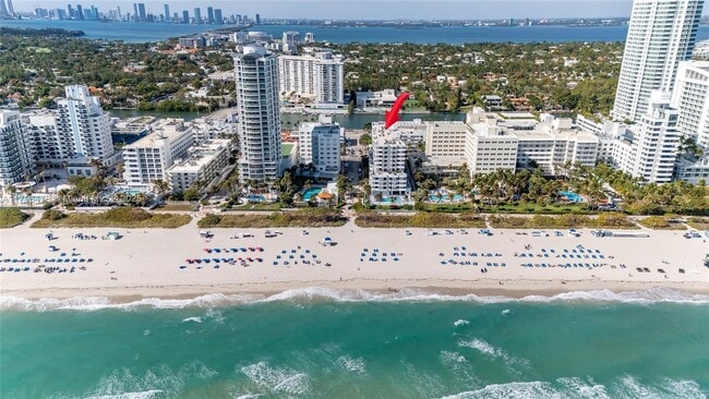 Building Photo - 4301 Collins Ave