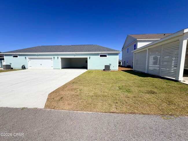 Building Photo - 2315 Discovery Loop