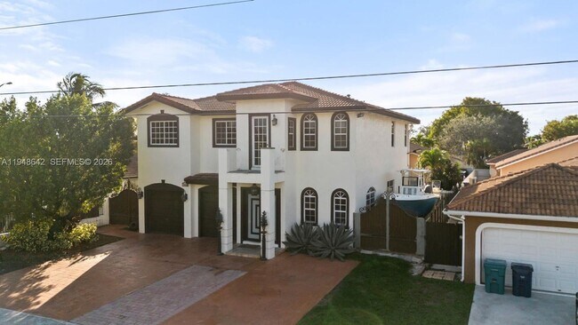 Building Photo - 1360 SW 142nd Ave