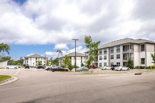 Building Photo - 2501 Bienville Blvd