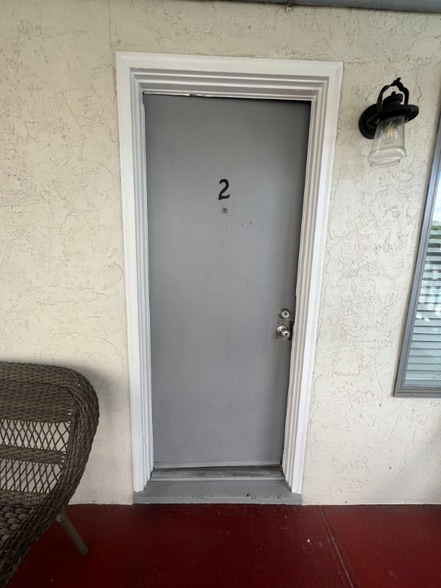 Building Photo - 407 71st Ave N