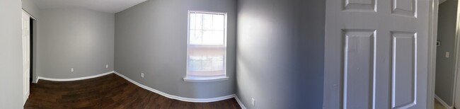 Panoramic View of Second Bedroom - 907 Woodbridge Commons Way