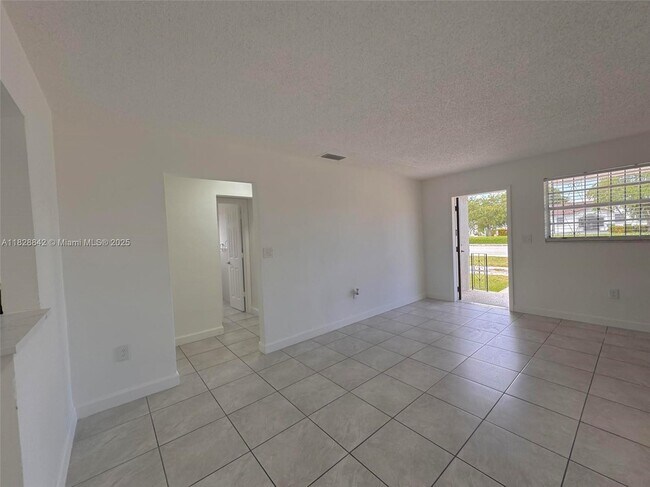 Building Photo - 3630 SW 87th Ave