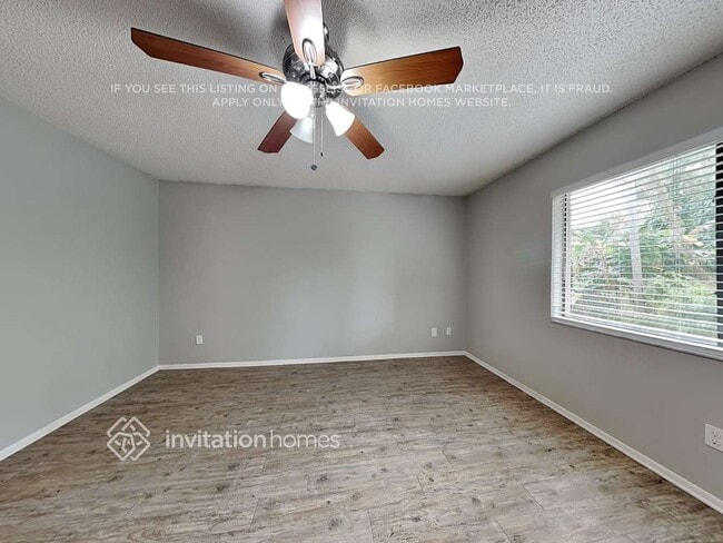 Building Photo - 517 Eastport Dr