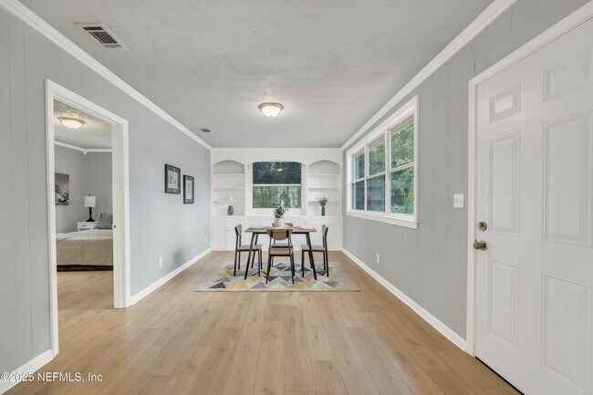 Building Photo - 1232 Hamilton St