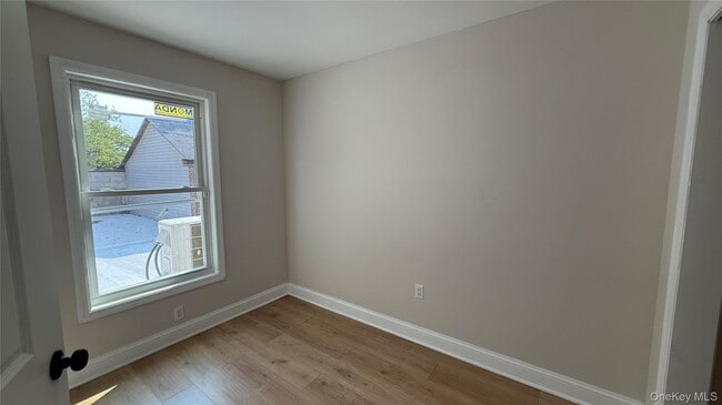 Building Photo - 120 Linden Ave