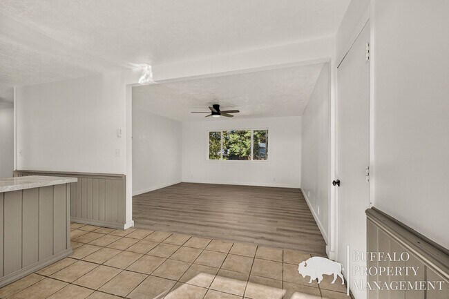 Building Photo - 578 Maple Leaf Dr
